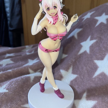 Super Sonico figuur