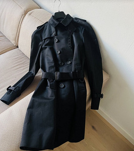 Тренчкот Burberry (1 фото из 4)