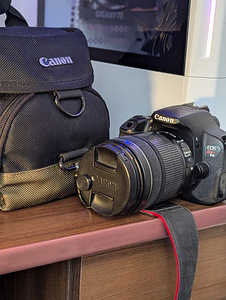 Canon 650D + 18-135 объектив в хорошем состоянии (1 фото из 3)