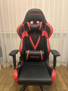 DXRacer Valkyrie V03-NR (2 фото из 3)