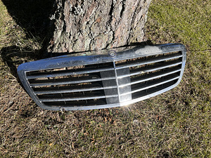 Mercedes S-class OEM iluvõre kasutatud A2218800283 (1 foto / 6)