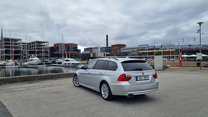 BMW 330 E91 Xdrive 6-k MANUAL 3.0D 170kW ÜV (2 фото из 10)