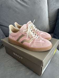 Женские повседневные обуви Gant (4 фото из 6)
