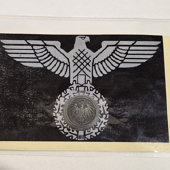 Членская карта NSDAP с монетой