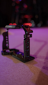 Cage for Sony Alpha 7R V/Alpha 7 IV/Alpha 7 S III/Alpha 1/Al (2 foto / 6)