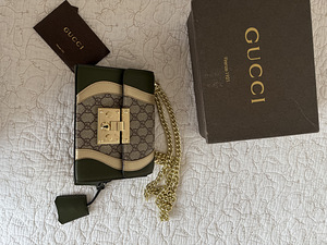 Gucci сумка (1 фото из 6)