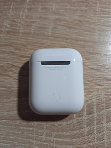 Airpods 2-го поколения (в очень хорошем состоянии) (4 фото из 5)