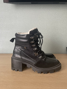 Kendall + Kylie сапоги Rodney (2 фото из 2)
