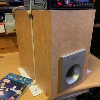 Музыкальная колонка PIONEER
