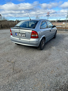 Opel Astra (4 фото из 9)