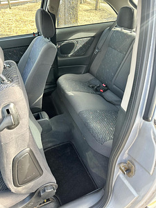 Opel Astra (7 фото из 9)