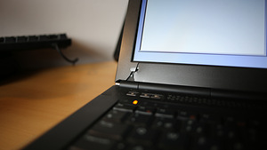 Dell Precision M6800 17,3", Intel i7 4800MQ, 16GB RAM (3 foto / 4)
