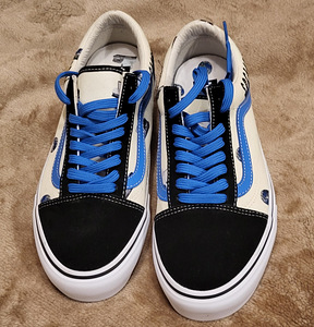 Vans,s.42,uus (2 foto / 4)