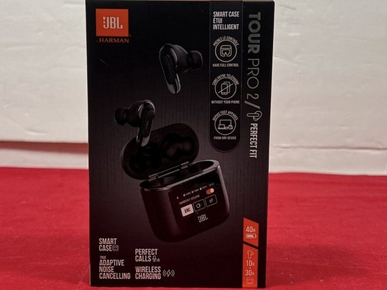 JBL Tour Pro 2