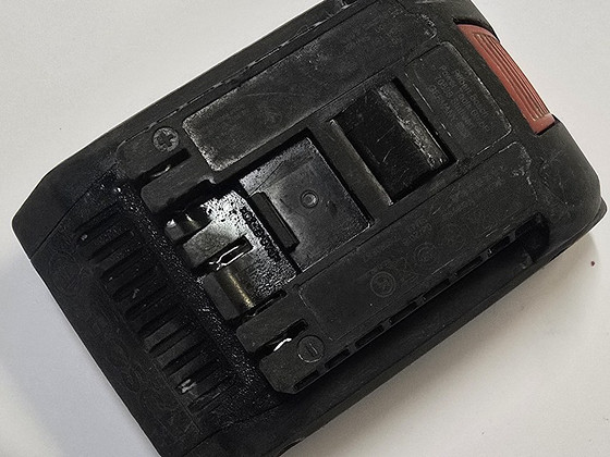 Аккумулятор Bosch GBA 18V 4,0Ач