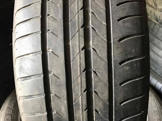 225/45 R18 Goodyear
