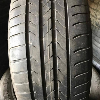 225/45 R18 Goodyear