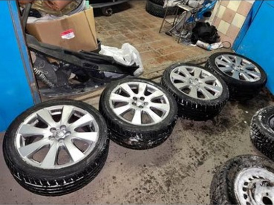 Летняя резина + диски для Toyota (4 шт)