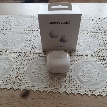 Samsung Galaxy Buds2
