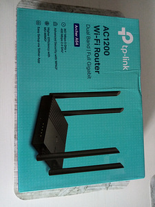 Роутер tp link (2 фото из 3)
