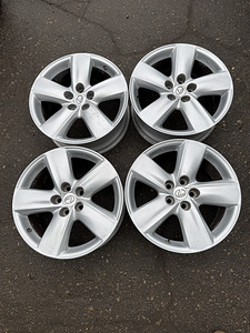 19" оригинальные диски Lexus LS 5x120 + датчики (2 фото из 7)
