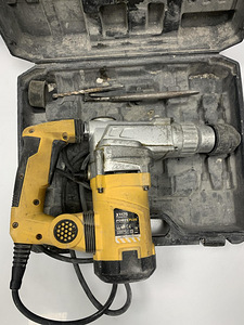 Puurvasar PowerPlus X1175 + kohver (4 foto / 4)