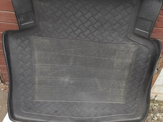Продам багажный коврик Тойота Авенсис кузов Т 25