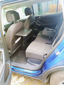 Volkswagen Tiguan Allspace (8 фото из 15)