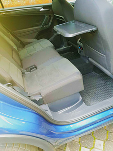 Volkswagen Tiguan Allspace (10 фото из 15)