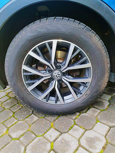 Volkswagen Tiguan Allspace (11 фото из 15)