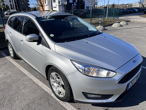 Ford Focus (5 фото из 9)
