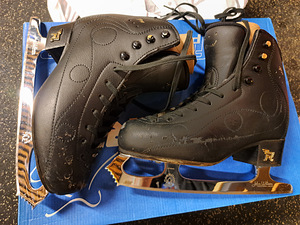 Коньки Risport Royal Pro + лезвия John Wilson Coronation (3 фото из 5)