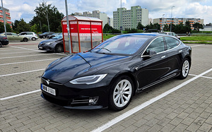 Tesla S rent Bolt Premium Laadimine tasuta. (2 foto / 6)