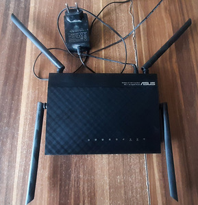 ASUS 5G (2,4-) Router, RT-AC1200G+ (1 foto / 5)