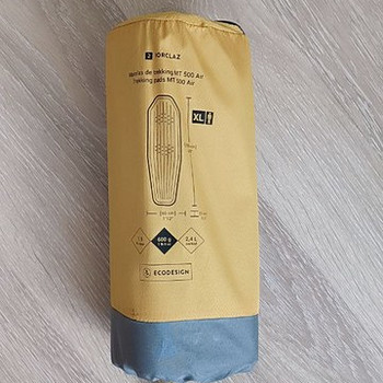 Täispuhutav madrats matkamiseks