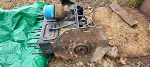 MTZ 50 Mootoriplokk koos väntvõlliga (2 foto / 3)