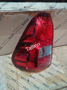 Toyota Hilux задний фонарь 81560-0K290 81560-0K291 (1 фото из 1)