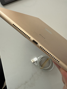 iPAD AIR 2 16GB (7 foto / 8)