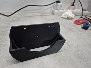 3D-печатный держатель для угловой шлифмашины – Makita, Bosch, DeWalt (1 фото из 3)