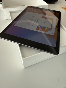 iPAD 7th GENERATION 32GB (3 foto / 9)