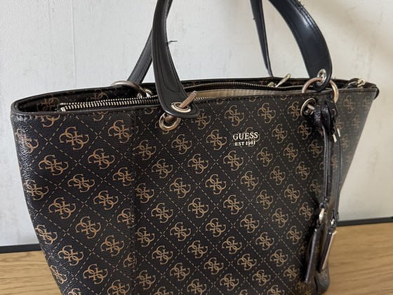 Сумка GUESS