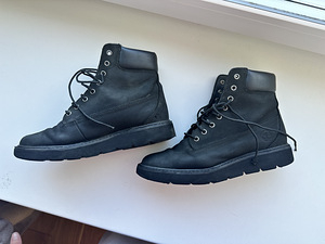 Обувь Tommy Hilfiger и Timberland размер 38 (1 фото из 9)