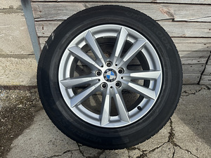 Оригинальные диски BMW с шинами (8 фото из 10)
