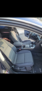 AUDI A6C6 2009 г. текстильный салон + дверные карты. (2 фото из 2)