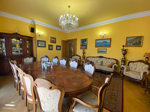Пятикомнатная квартира (3 фото из 25)