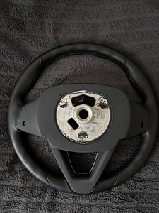 Рулевое колесо BMW G20 OEM (4 фото из 5)