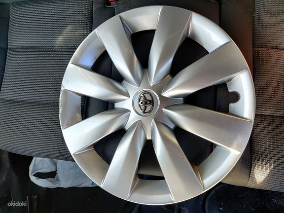 Колпак r16 Toyota