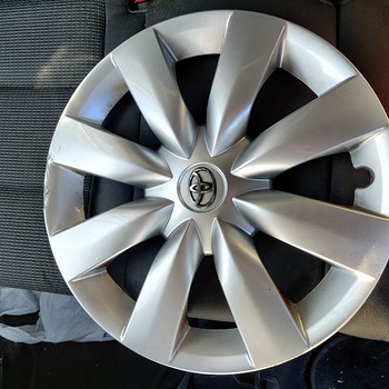 Veljekapsel r16 toyota