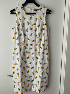 Tommy Hilfiger kleit (1 foto / 3)