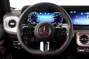 2025 MERCEDES G 500 (5 фото из 6)